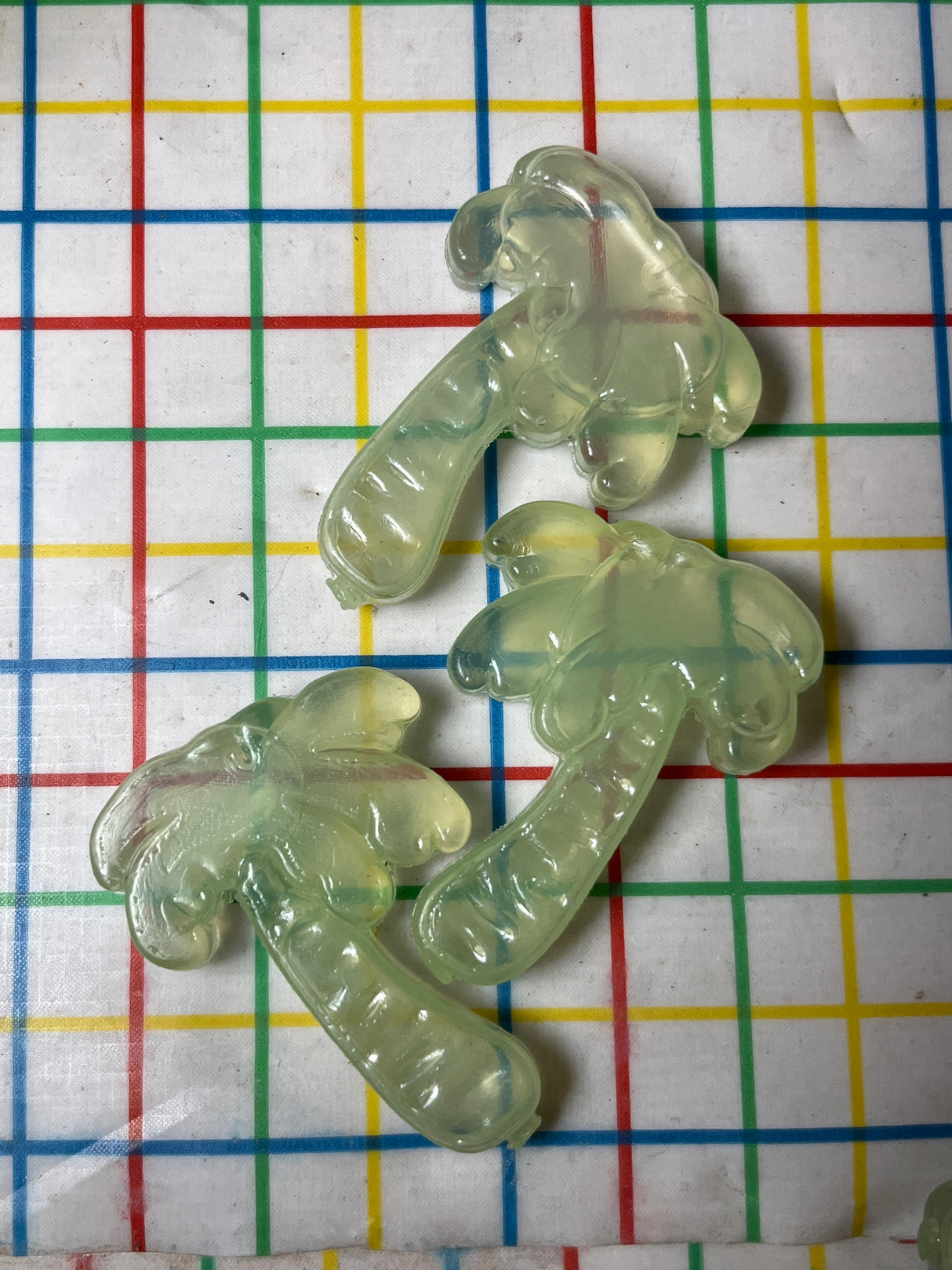 20-piece palm tree drinkware set - clear plastic - vintage Inside Out by the Cellar