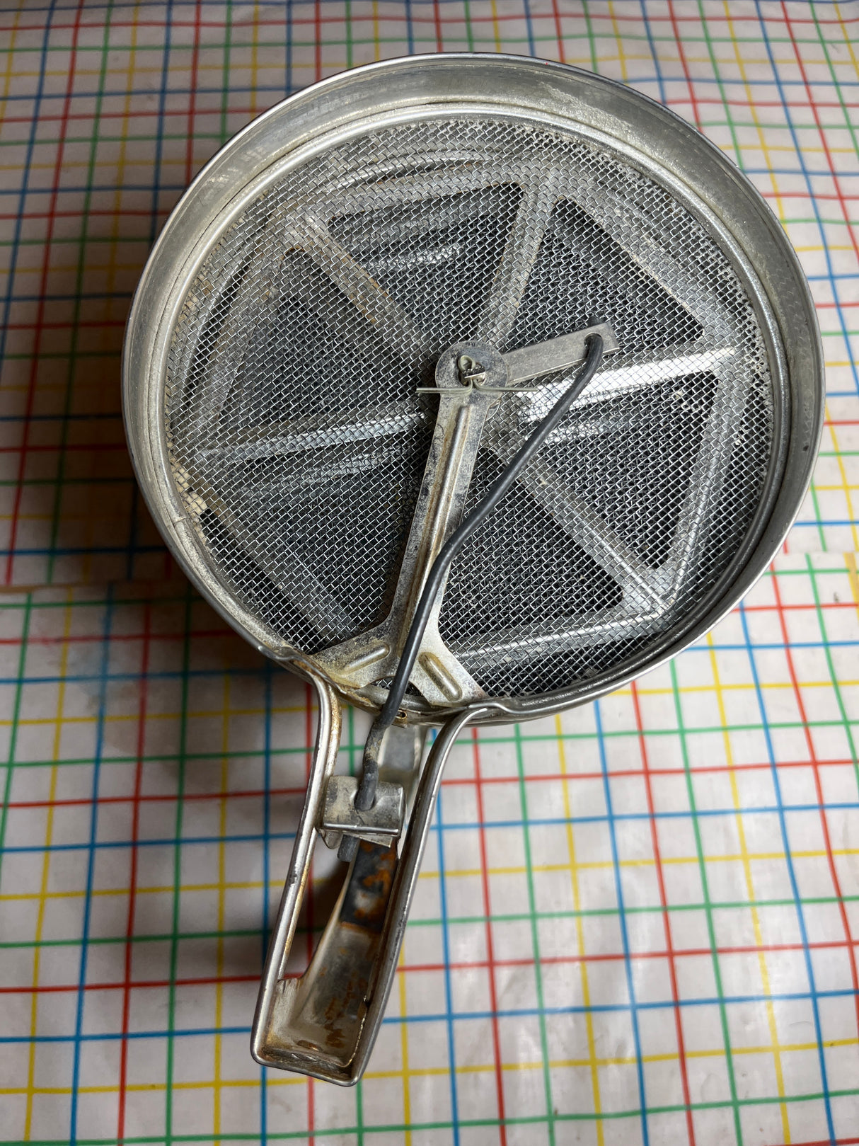 Triple-screen flour sifter - stainless steel - vintage Foley sift-chine