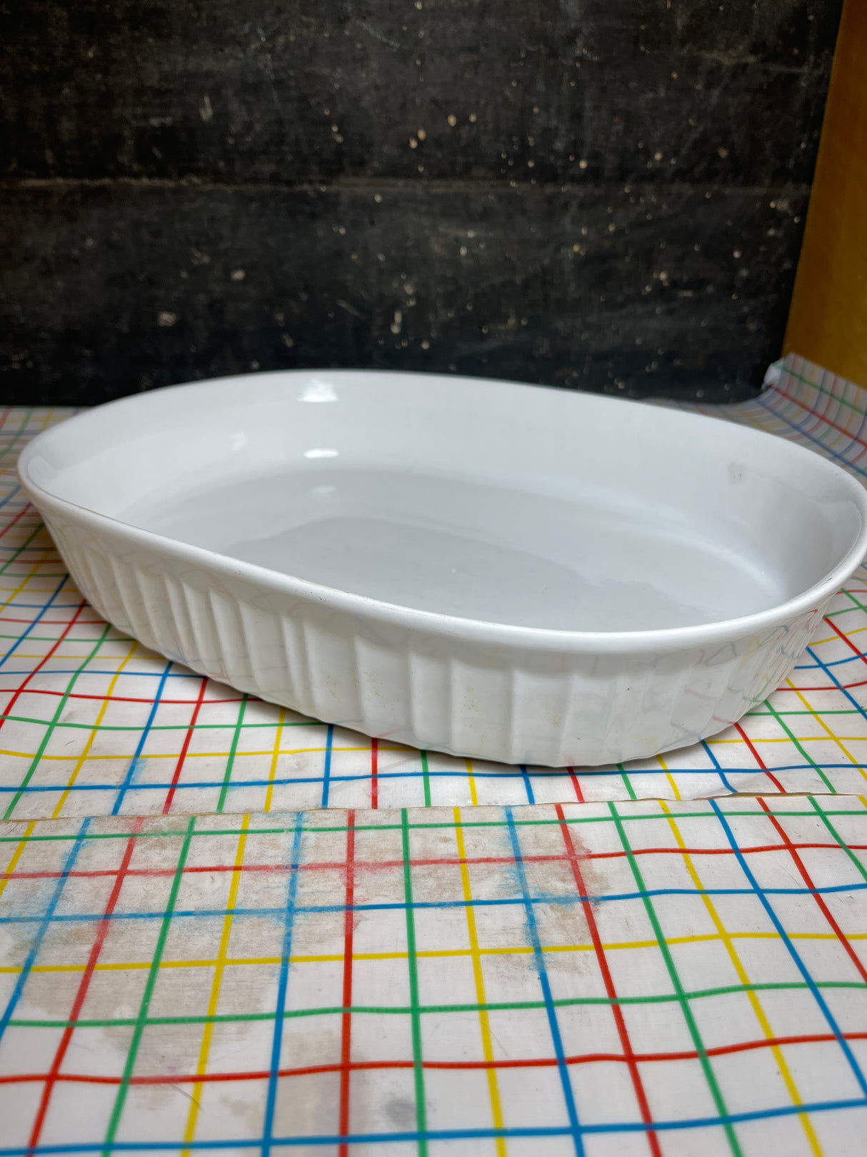 1.5qt/1.4L oval casserole dish - CorningWare French White