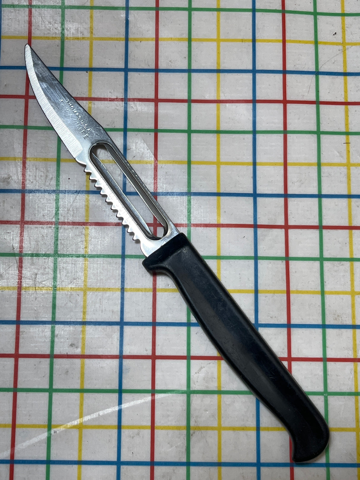 4-way knife and vegetable peeler - stainless steel and black plastic - vintage Thomas USA