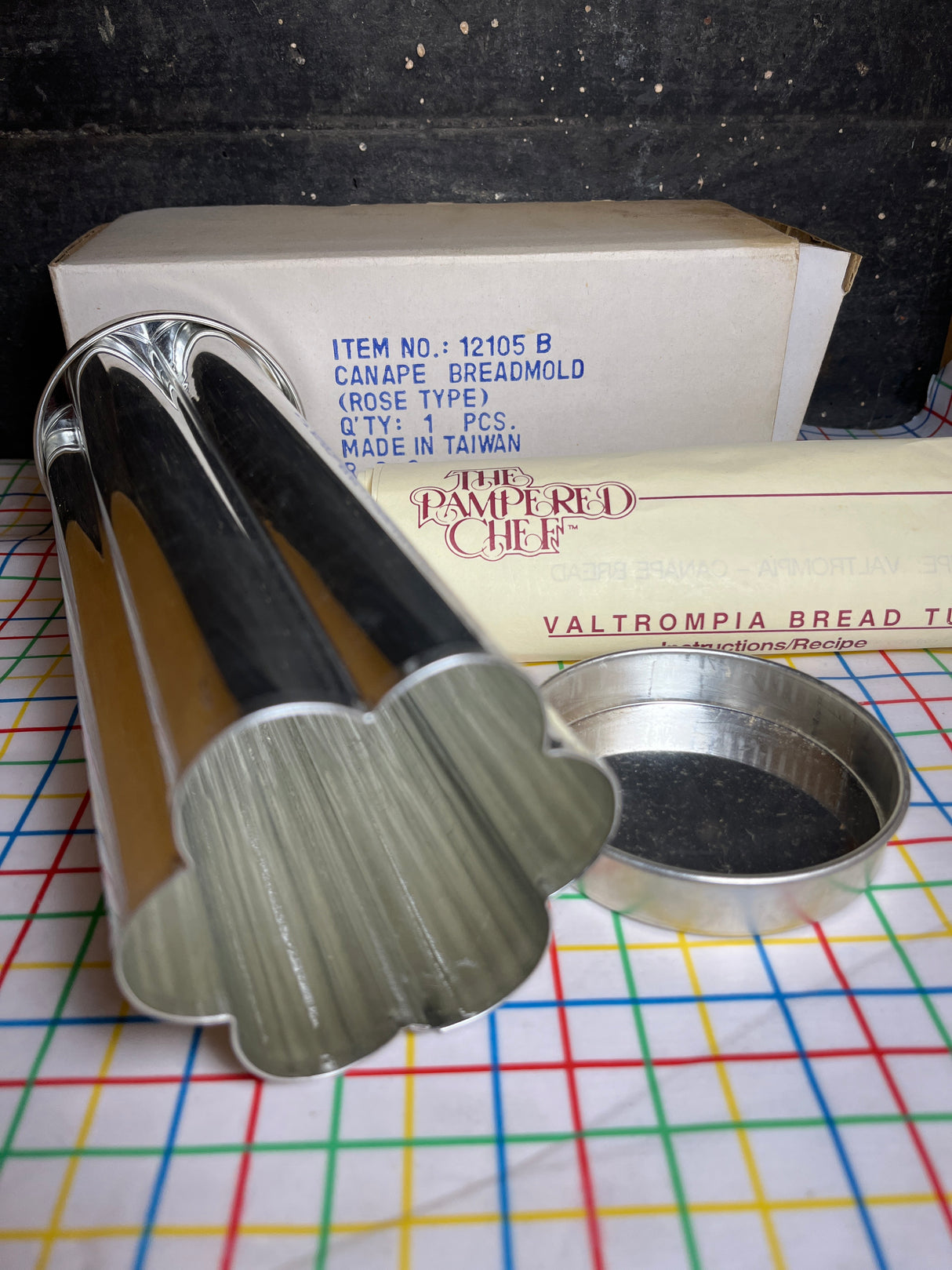 Valtrompia canapé bread tube mold - stainless steel - Pampered Chef 12105 B vintage