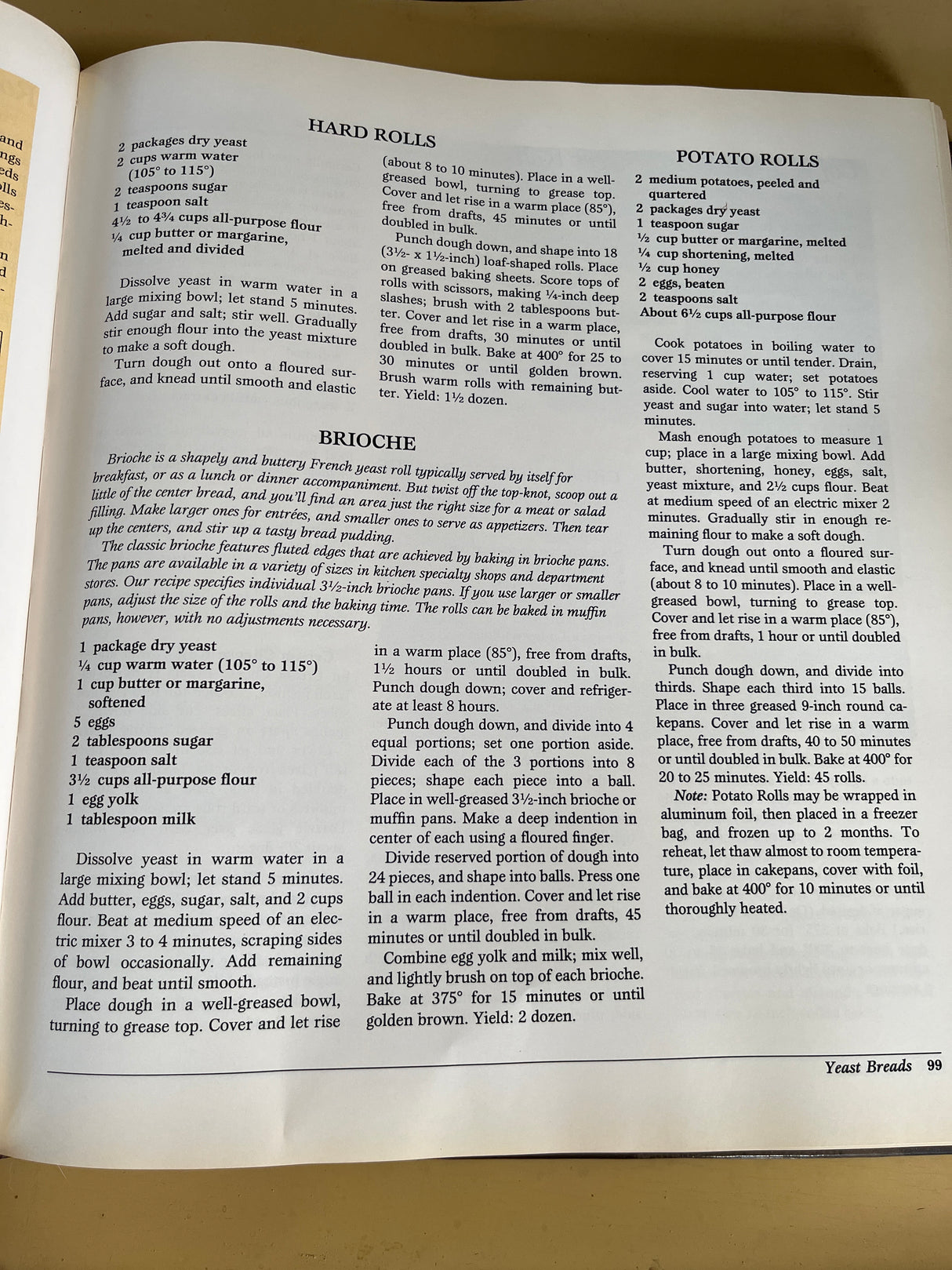 "The Southern Living Cookbook" (1987 Fourth Edition)