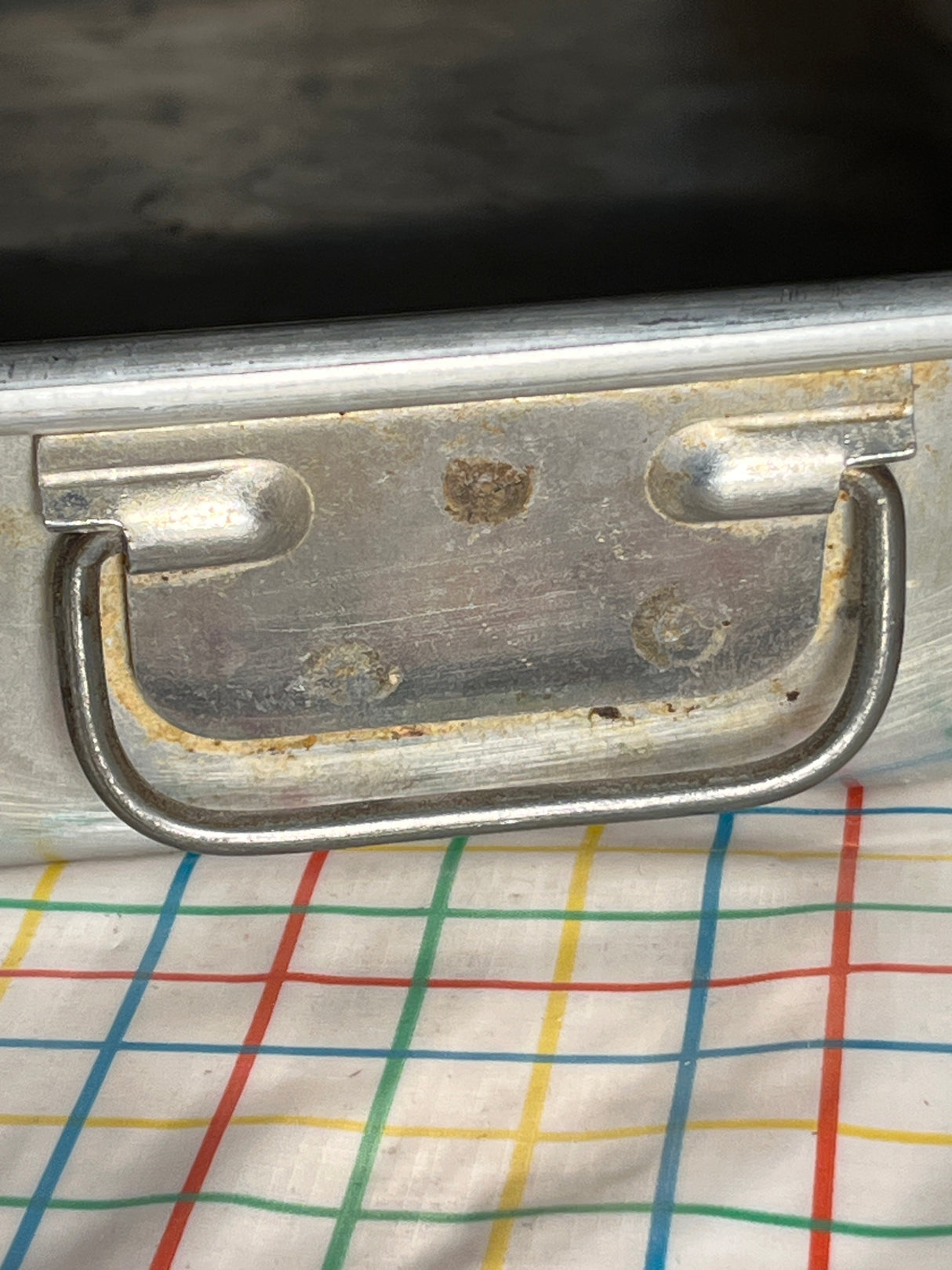 Heavy-duty baking and roasting pan with handles - aluminum- Wear-Ever 4415