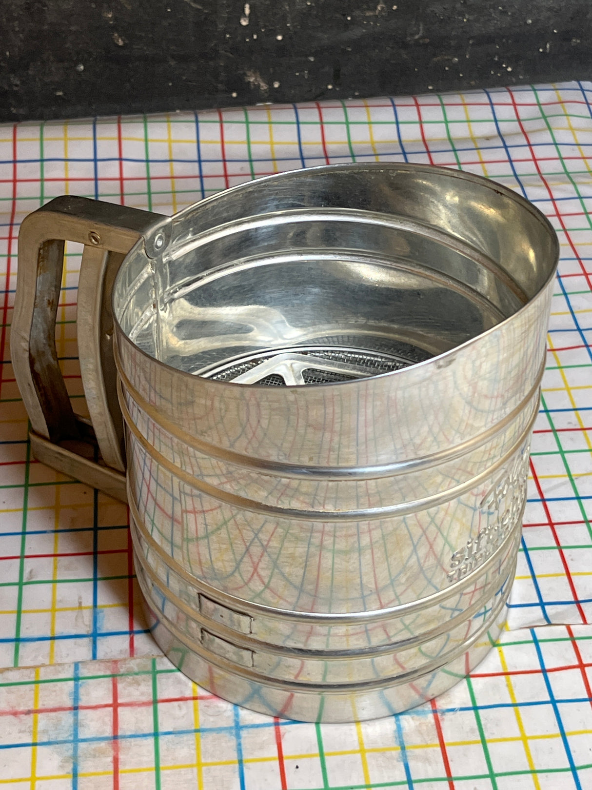 Triple-screen flour sifter - stainless steel - vintage Foley sift-chine