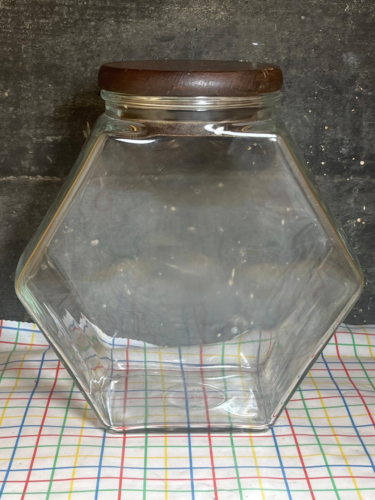 Hexagonal food storage containers - clear glass with wood lid - vintage Libbey