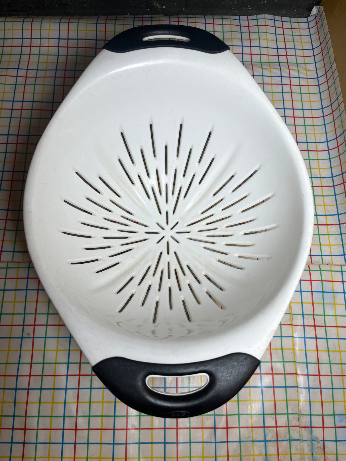 Colander - white plastic with black handles - OXO Goodgrips