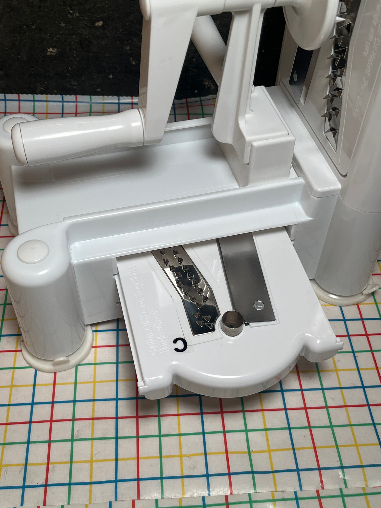Veggiespize 5-blade spiralizer