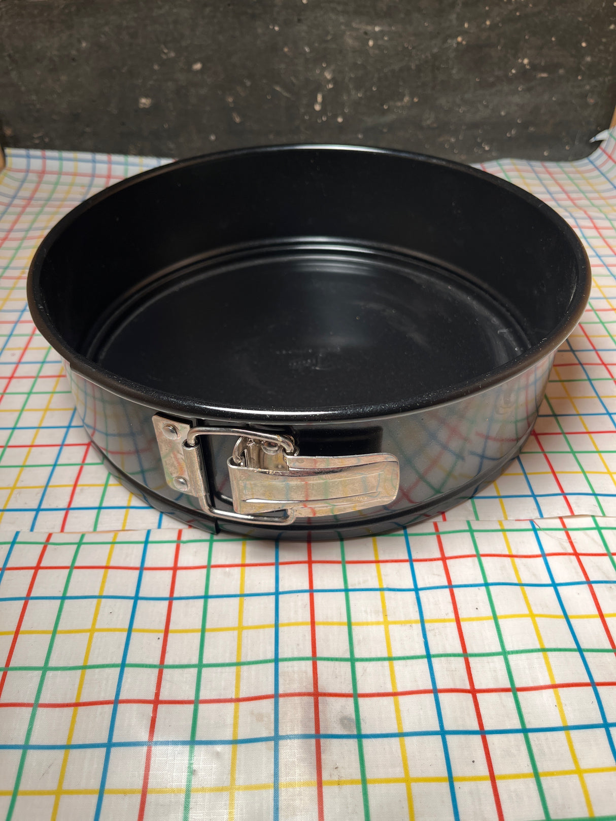 Springform round cake pan - nonstick stainless steel - Tala