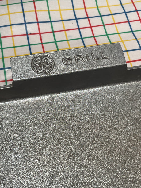 Square griddle skillet - cast aluminum - vintage GE