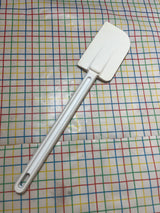 Commercial-grade scraper spatula - rubber and food-grade plastic - Rubbermaid FG1906000000