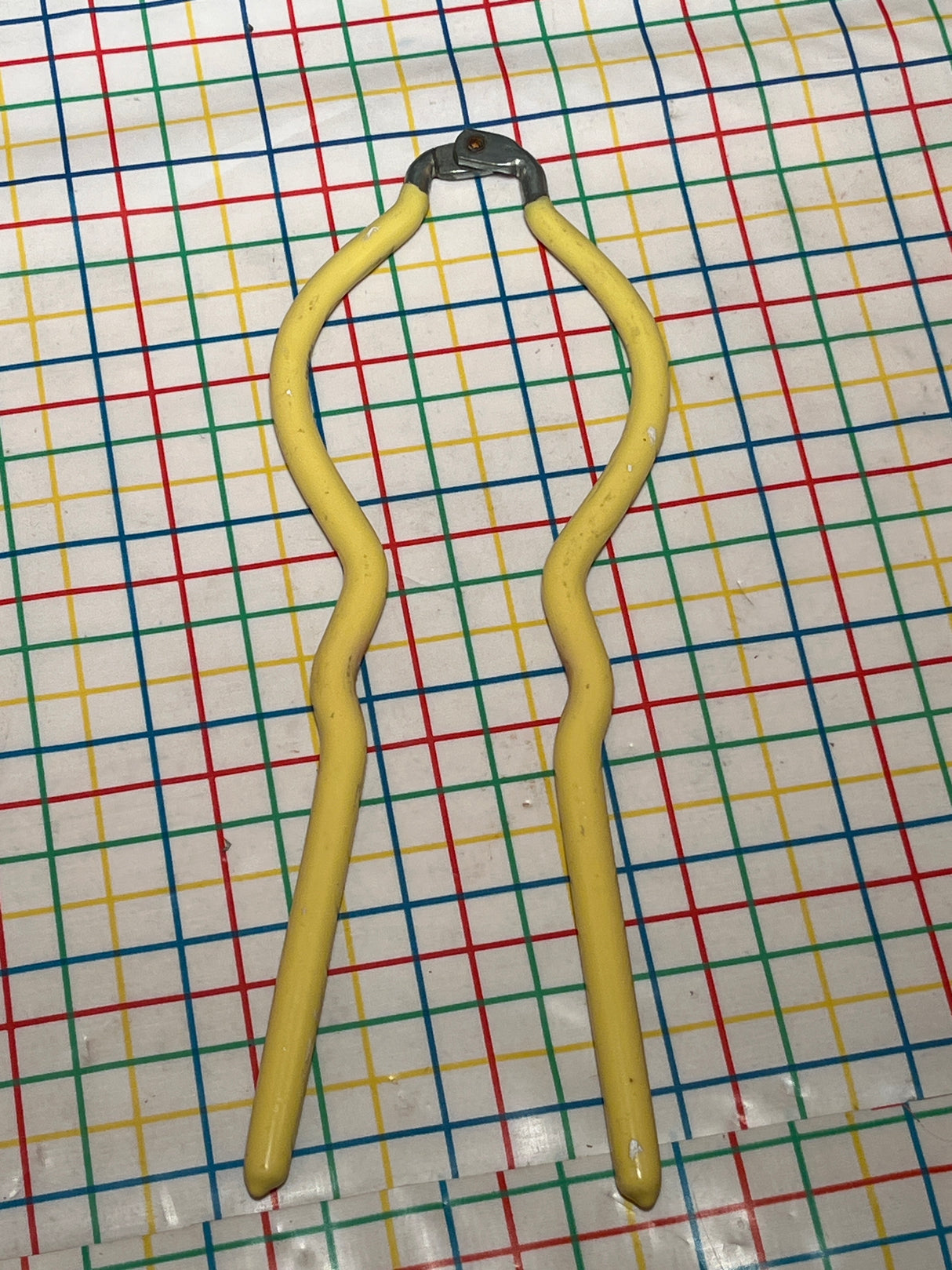 Jar lid wrench for canning and food preservation - stainless steel and yellow rubber