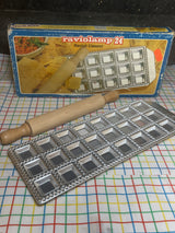 RARE Raviolamp 24 ravioli tray and rolling pin - aluminum and wood - Industria Prodotti Stampati