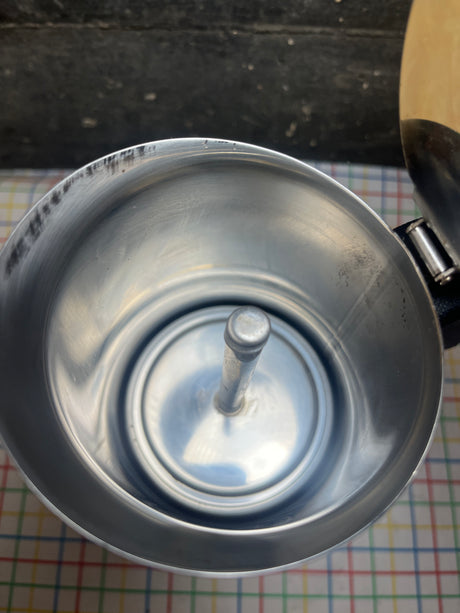 Stovetop espresso moka pot 6 cup - 18/10 stainless steel and plastic - Bialetti Venus ck260b