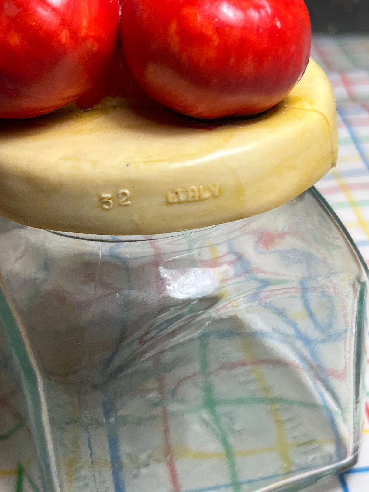 Tomato lid jar - glass and molded plastic - RARE made in Italy