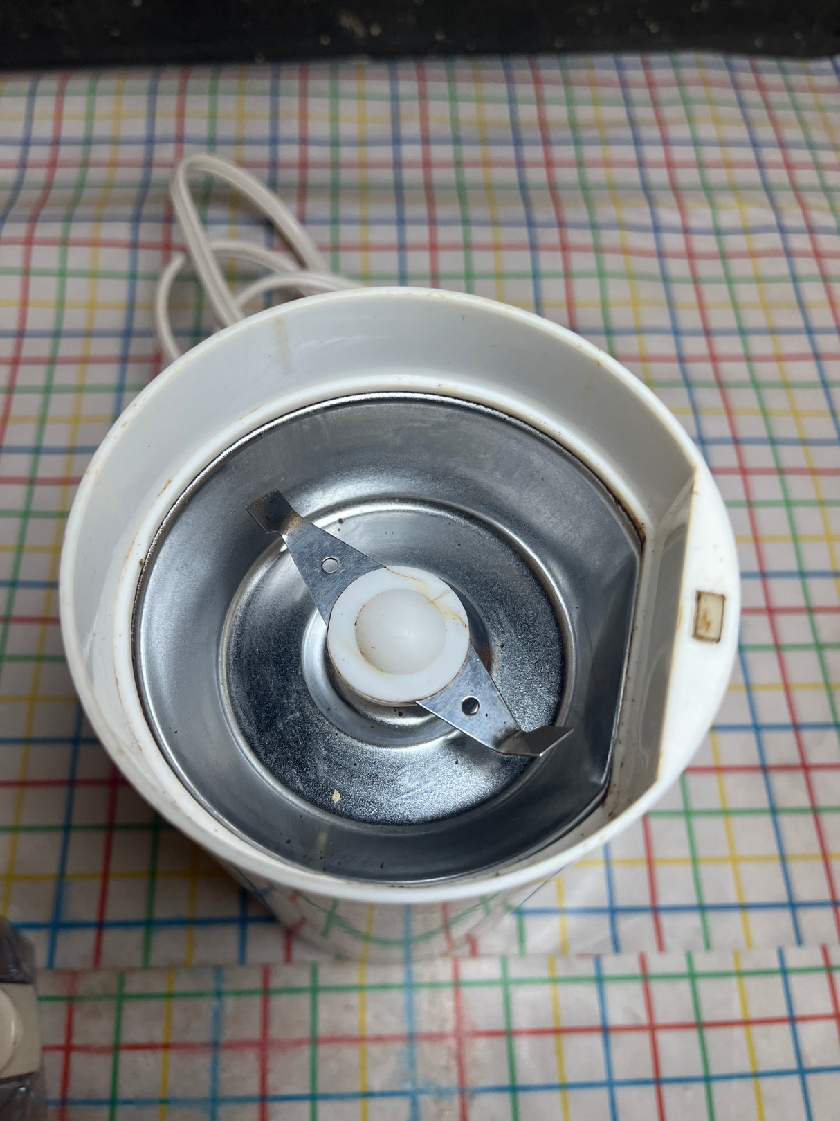 Electric coffee/spice grinder - white - vintage White-Westinghouse 980902
