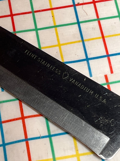 8" kitchen knife - stainless steel with wood handle - Flint Vanadium