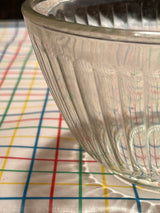 3-cup clear ribbed bowl - Pyrex 7401-S