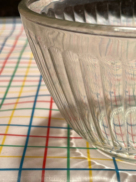 3-cup clear ribbed bowl - Pyrex 7401-S