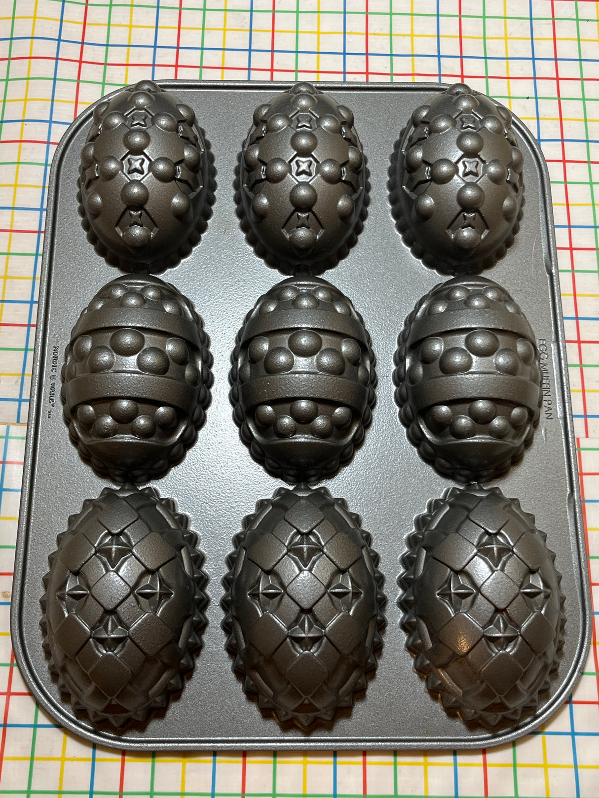 Easter Egg Muffin - baking pan mold - cast aluminum - Nordicware