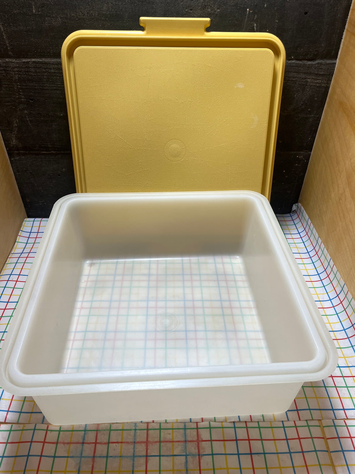 Square cake carrier - Harvest Gold yellow plastic - vintage Tupperware 1242-6 base with 1241-4 lid
