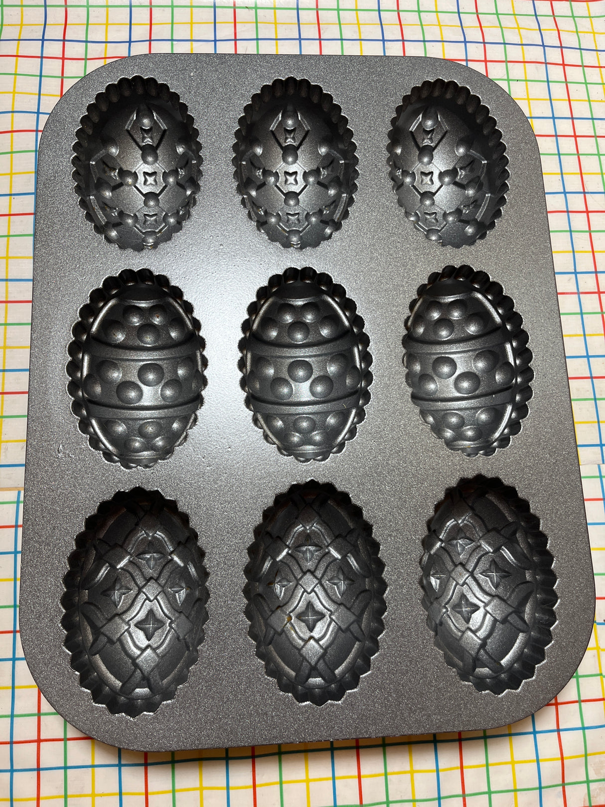 Easter Egg Muffin - baking pan mold - cast aluminum - Nordicware