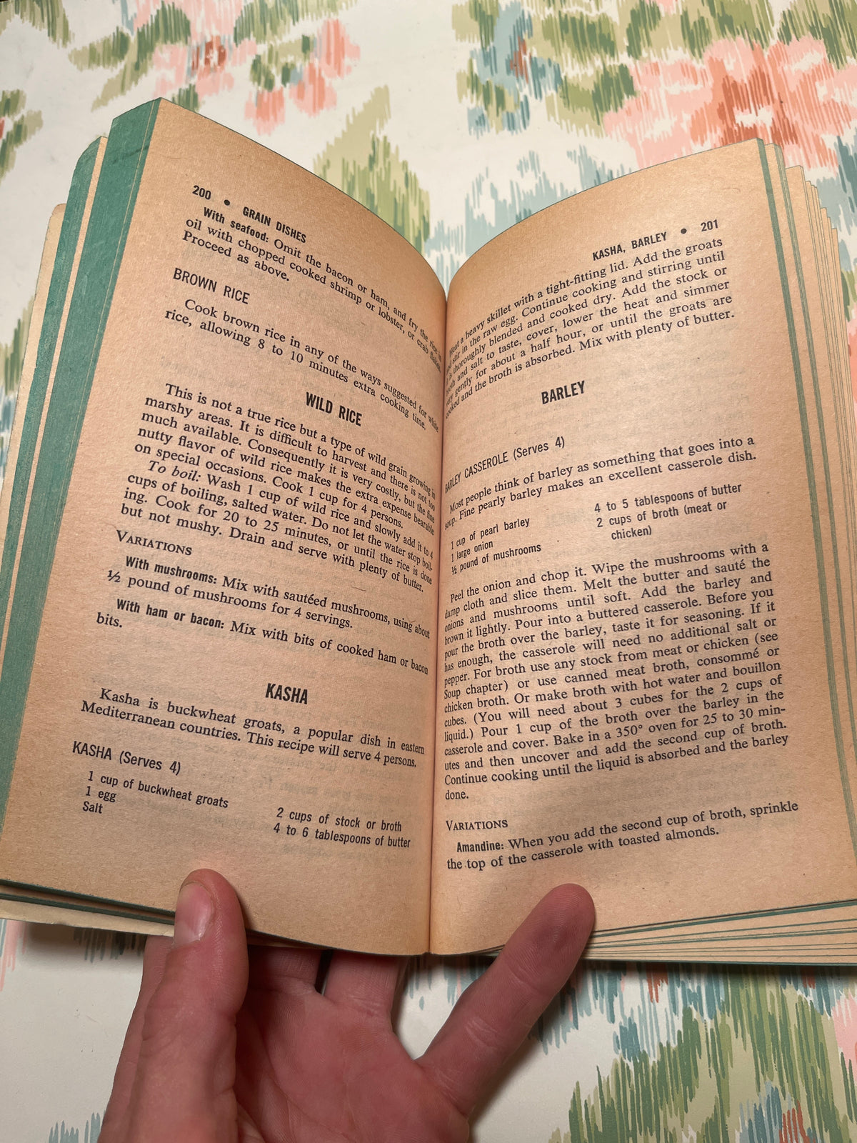 “The James Beard Cookbook” (Laurel edition 1974)