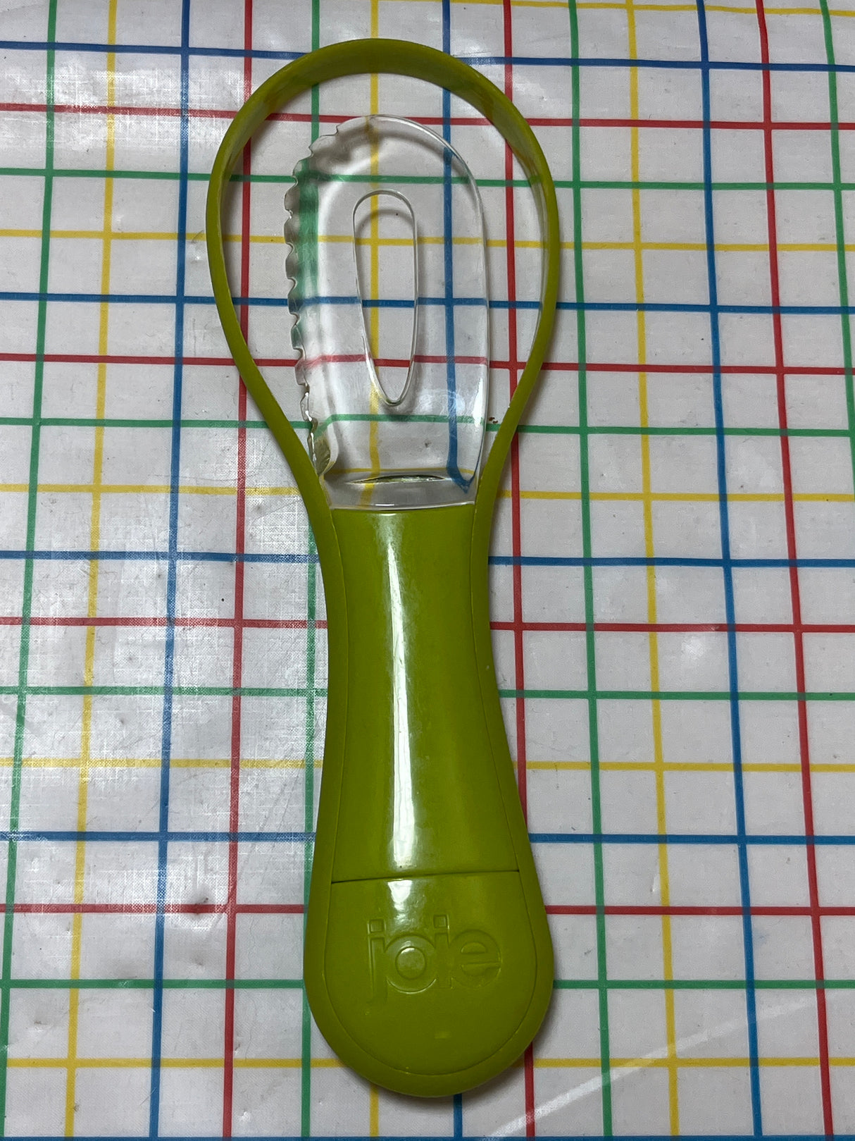 Avocado prep tool - silicone and plastic -Joie