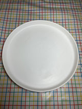 Plates with raised edge - white stoneware ceramic with matte finish - GAP Home