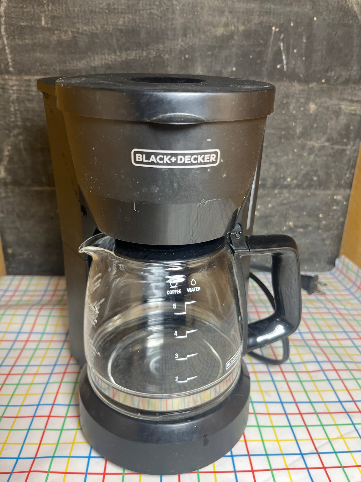 5-cup drip coffee maker - black - Black + Decker