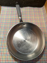 Frying pan 11" - stainless steel with silicone handle - Bergner