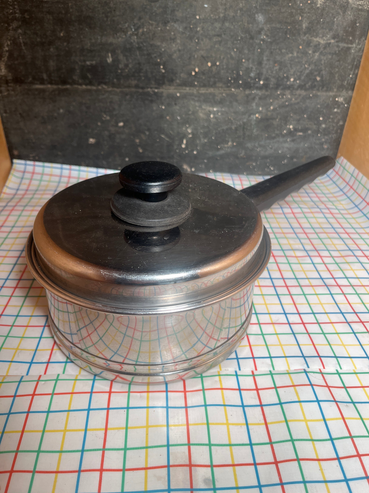 7” saucepan with lid - 18/8 stainless steel and hard plastic handle - vintage Lifetime R5