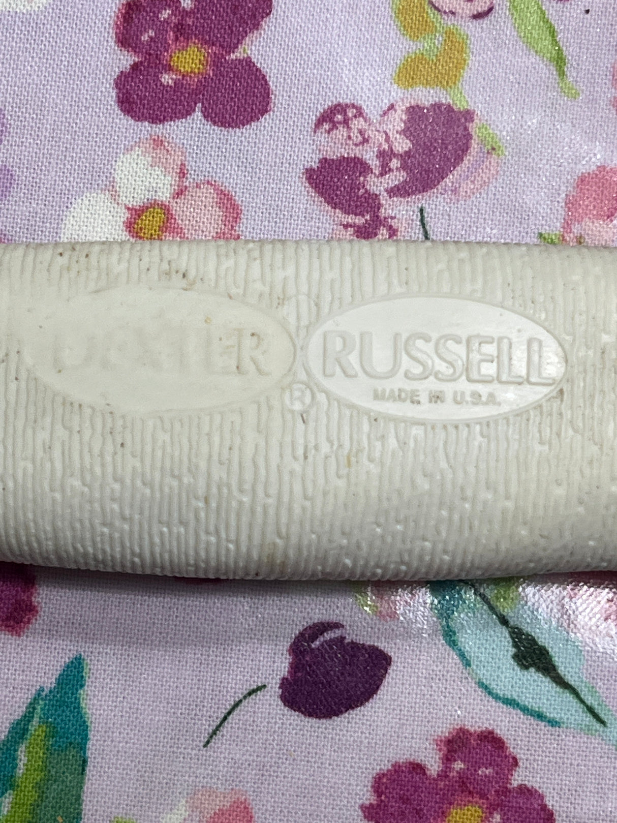 8" scalloped bread knife - stainless steel blade white plastic handle - Dexter Russell SANI-SAFE