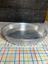 9" round cake pan - alumnium - basic ASSORTED brands