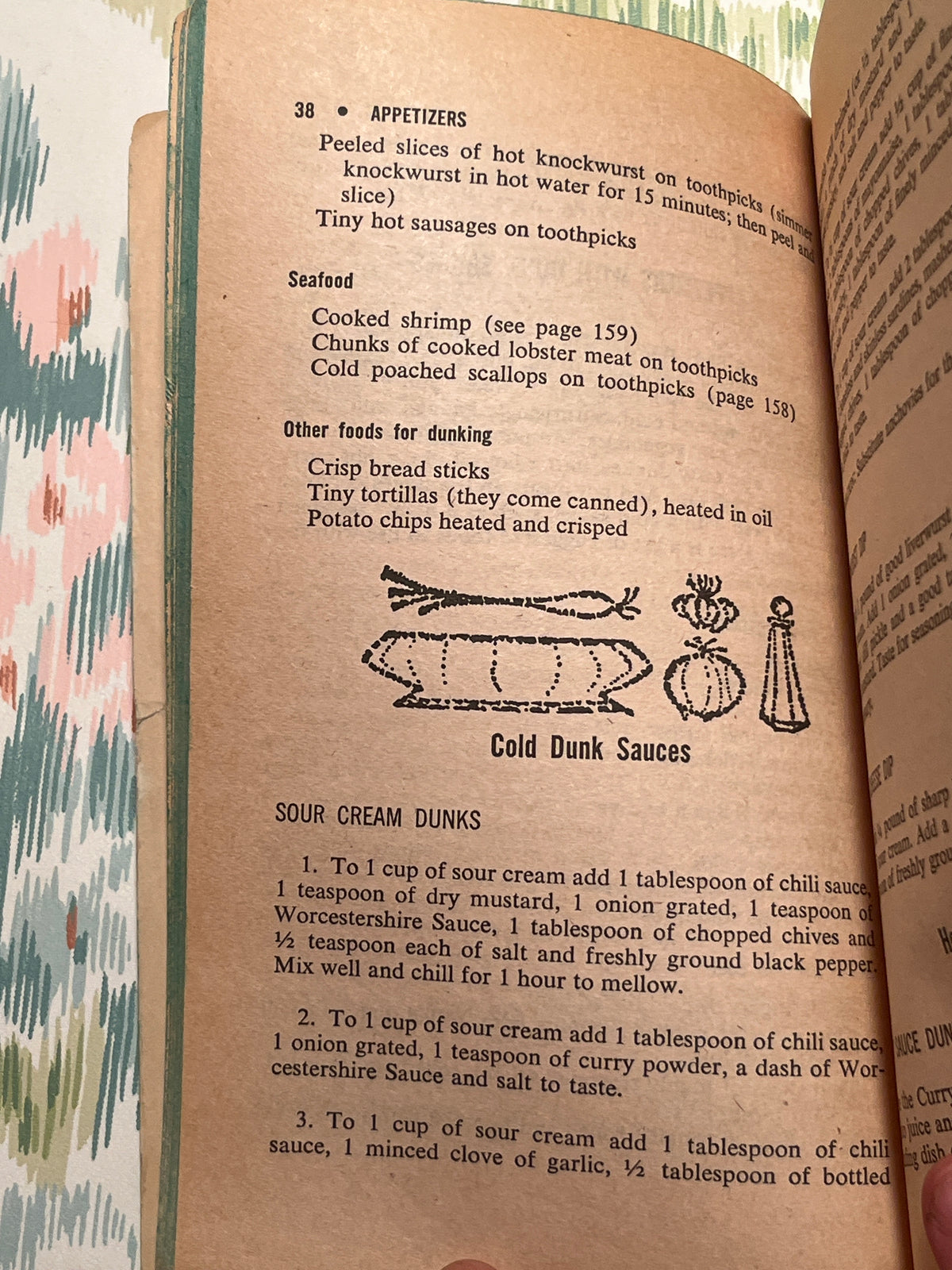 “The James Beard Cookbook” (Laurel edition 1974)