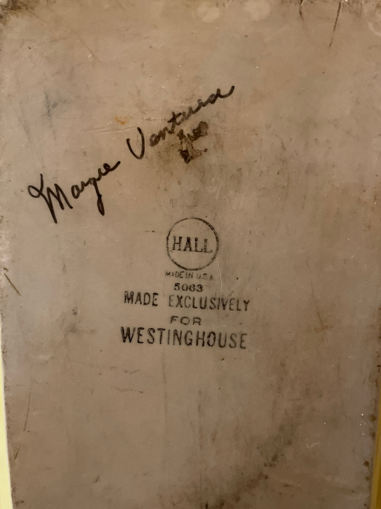 Underside view of Westinghouse 1940s refrigerator dish with Hall manufacturer backstamp and handwritten note, made exclusively for Westinghouse.