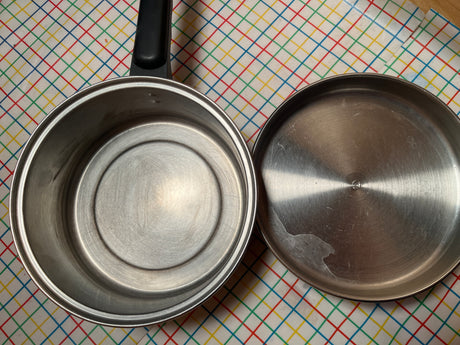 7” saucepan with lid - 18/8 stainless steel and hard plastic handle - vintage Lifetime R5
