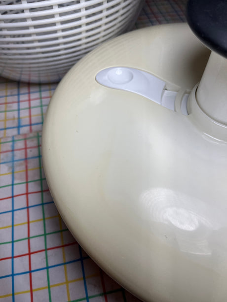 Salad spinner - OXO Good Grips